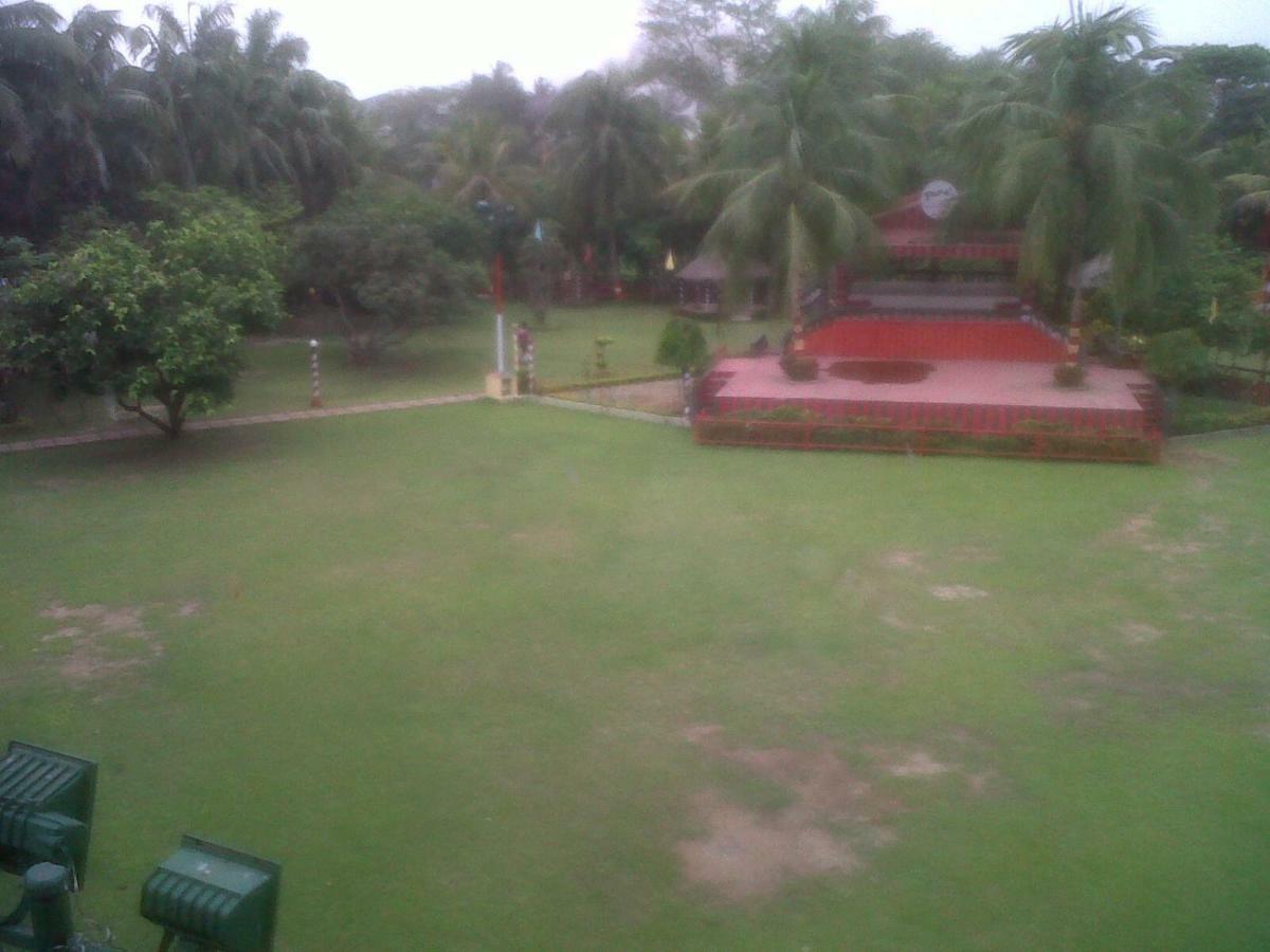 Palm Village Resort Calcutta Exteriör bild