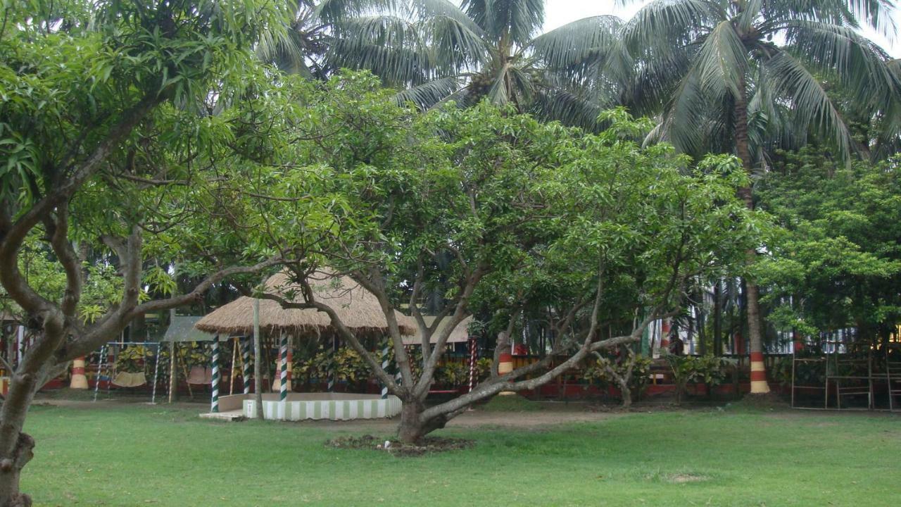 Palm Village Resort Calcutta Exteriör bild